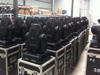 專業(yè)燈光租賃與搭建服務(wù) 點亮廣州番禺區(qū)晚會與展覽的璀璨舞臺